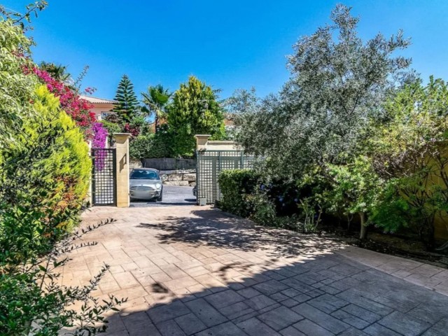 4 Bedrooms Villa in Riviera del Sol