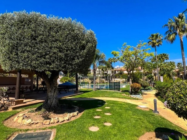 Villa avec 4 Chambres  à Riviera del Sol