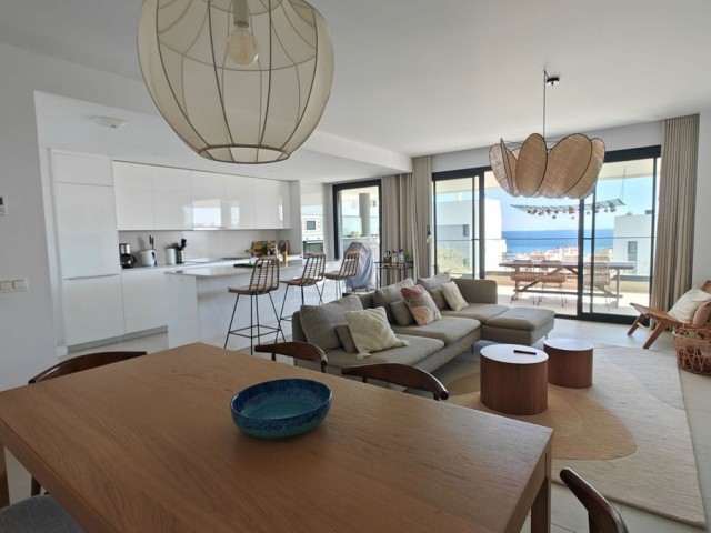 4 Soveroms Leilighet i Estepona