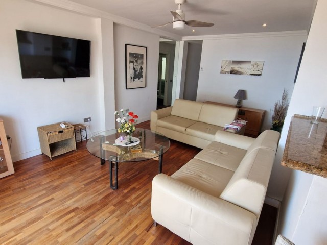 2 Bedrooms Apartment in Estepona