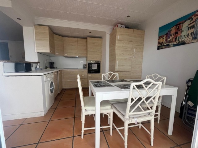 2 Bedrooms Apartment in Estepona