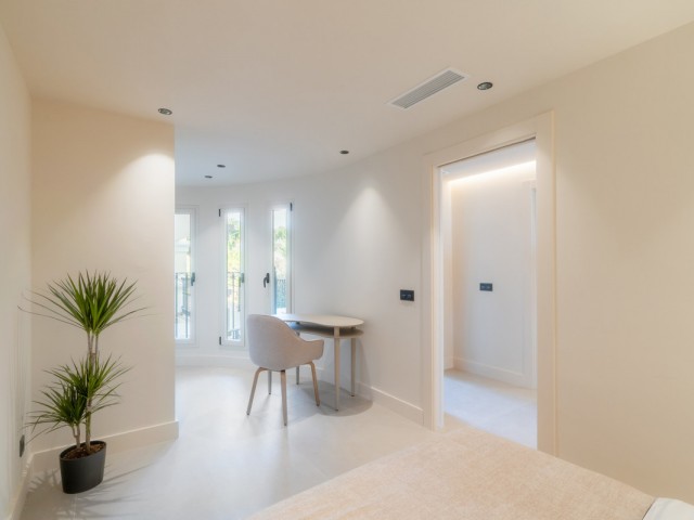 3 Bedrooms Apartment in Nueva Andalucía