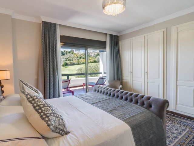 4 Bedrooms Villa in Estepona