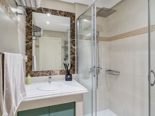 4 Bedrooms Villa in Estepona