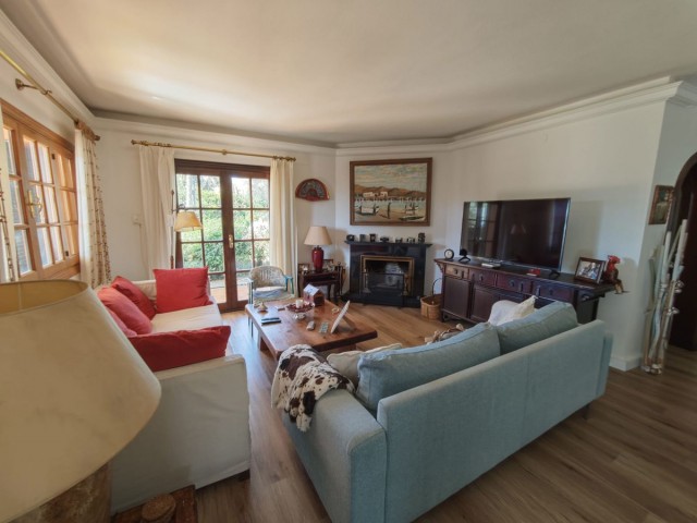 4 Soveroms Villa i San Luis de Sabinillas