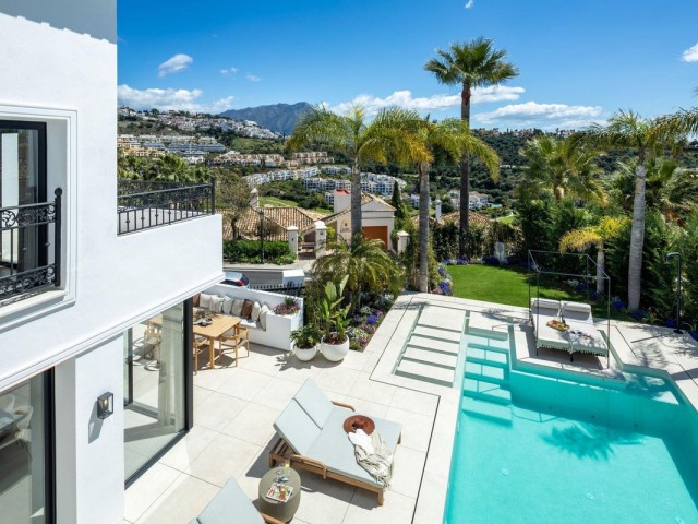 5 Bedrooms Villa in Los Arqueros