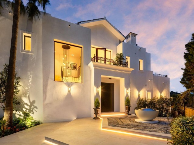 5 Bedrooms Villa in Los Arqueros