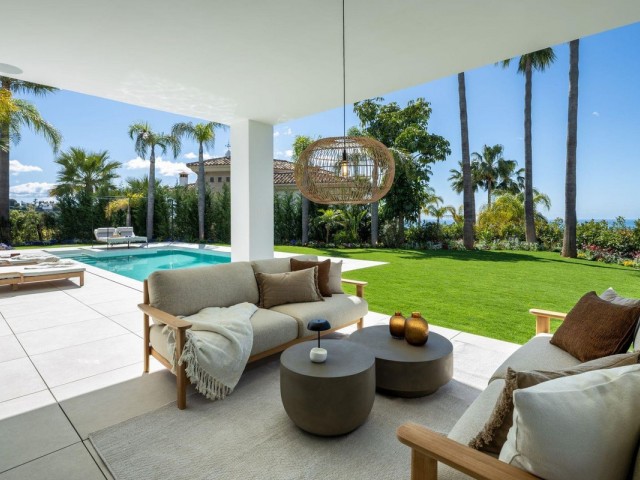 5 Bedrooms Villa in Los Arqueros