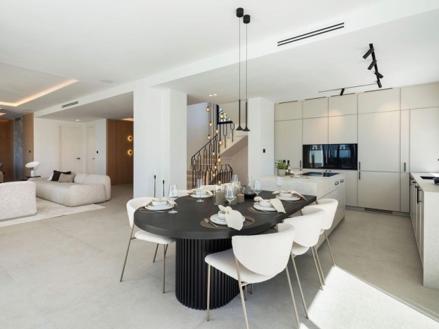 5 Bedrooms Villa in Los Arqueros