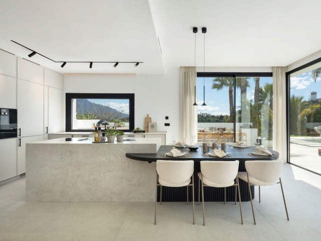 5 Bedrooms Villa in Los Arqueros