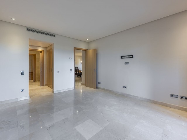 2 Bedrooms Apartment in Marbella