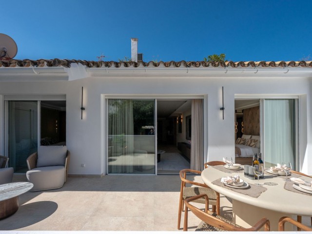 3 Bedrooms Apartment in Nueva Andalucía