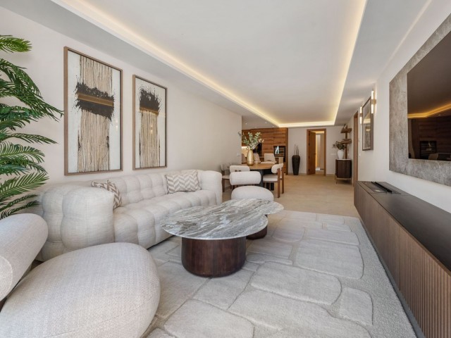 3 Bedrooms Apartment in Nueva Andalucía