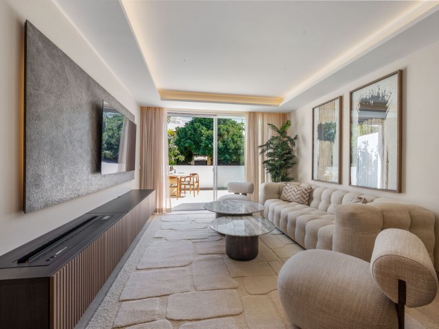 3 Bedrooms Apartment in Nueva Andalucía