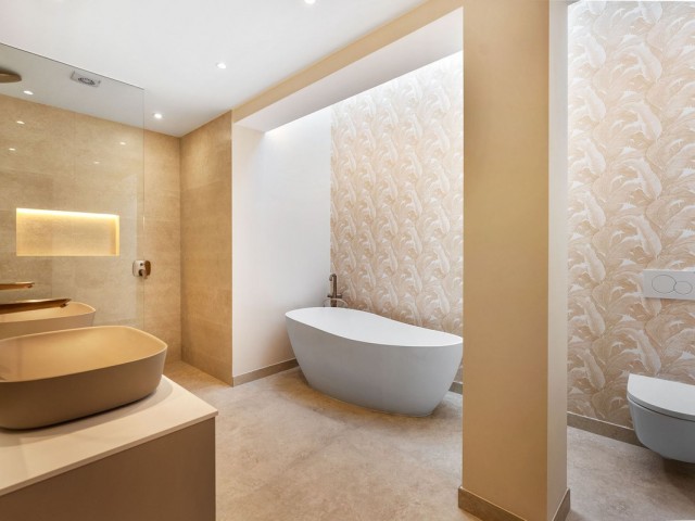 3 Bedrooms Apartment in Nueva Andalucía