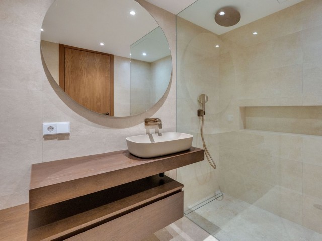 3 Bedrooms Apartment in Nueva Andalucía