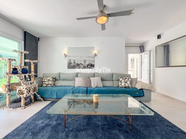 3 Bedrooms Villa in Estepona