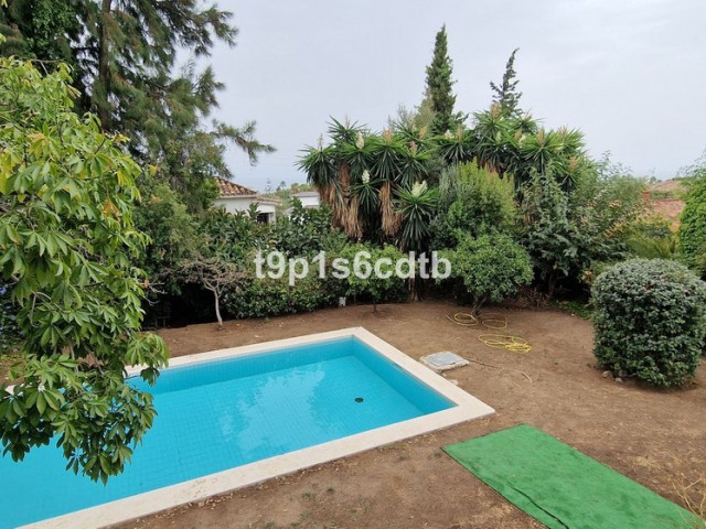 5 Makuuhuoneen Huvila Marbella