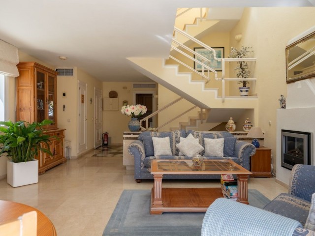 4 Sovrums Radhus i New Golden Mile