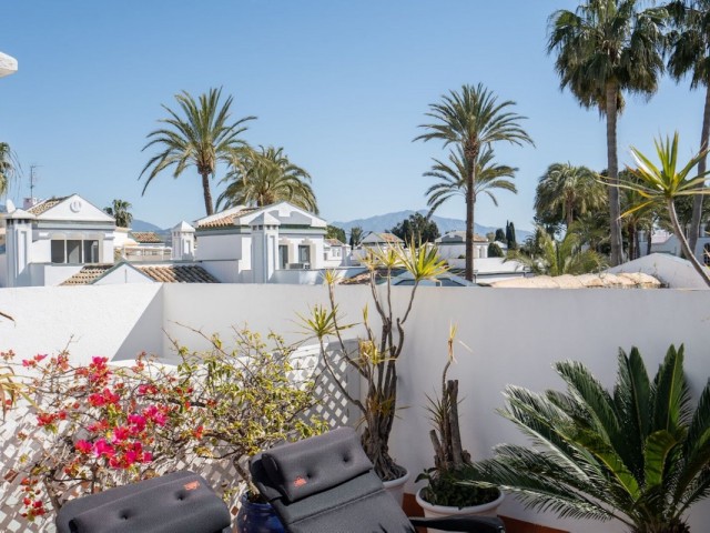 4 Sovrums Radhus i New Golden Mile