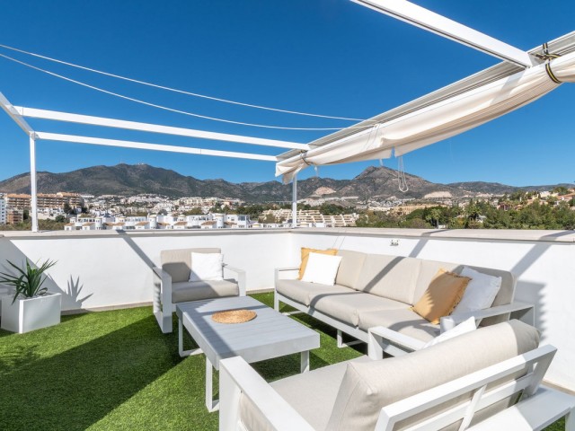 Ático con 3 Dormitorios  en Torrequebrada