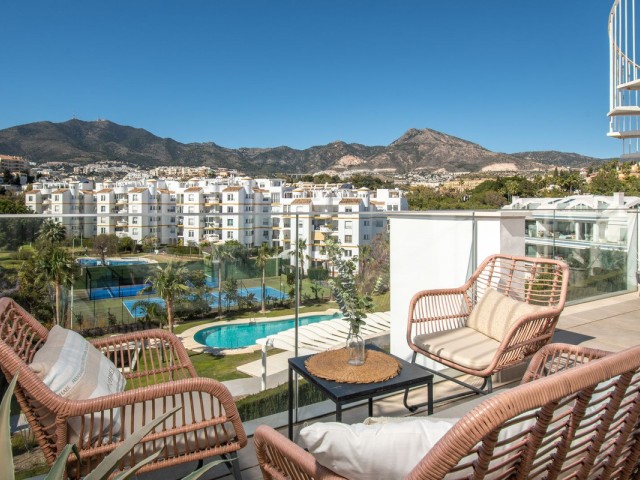 Ático con 3 Dormitorios  en Torrequebrada