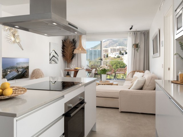 Ático con 3 Dormitorios  en Torrequebrada