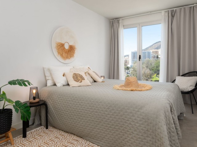 Ático con 3 Dormitorios  en Torrequebrada