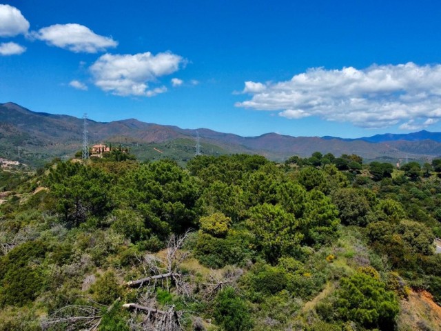 Grundstück Estepona - R5344216