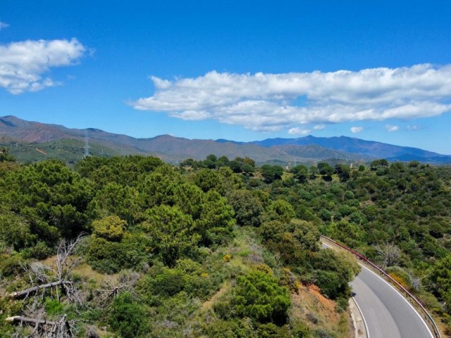  Grundstück in Estepona