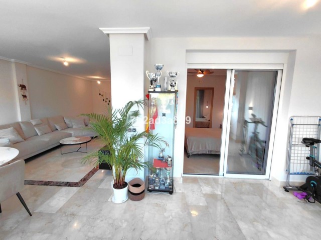 Apartment, Nagüeles, R5353675