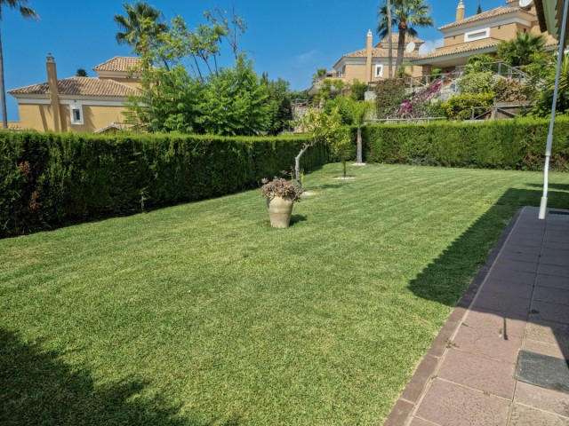 Villa, Santa Clara, R5354344