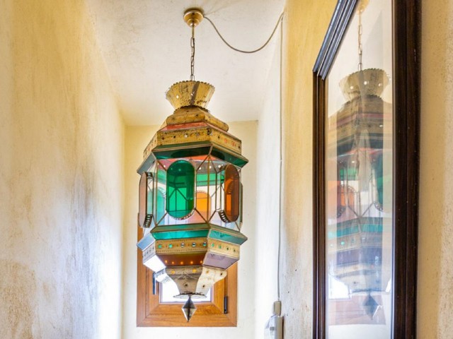 5 Bedrooms Villa in Mijas