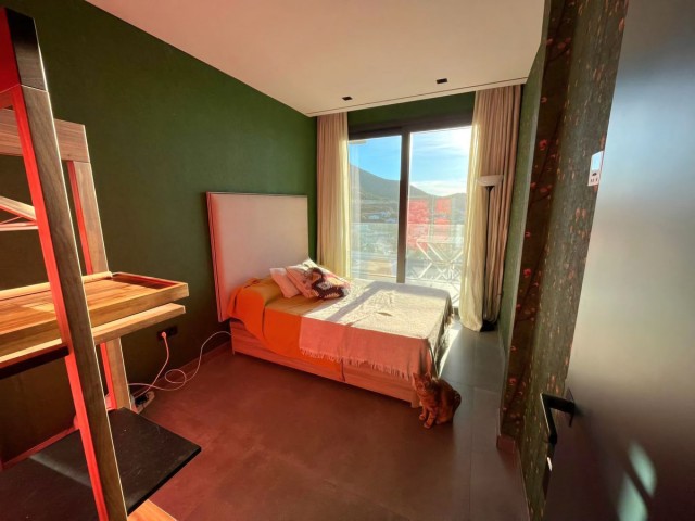 5 Bedrooms Villa in Mijas