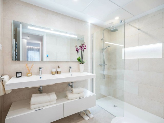 2 Sovrums Lägenhet i Fuengirola