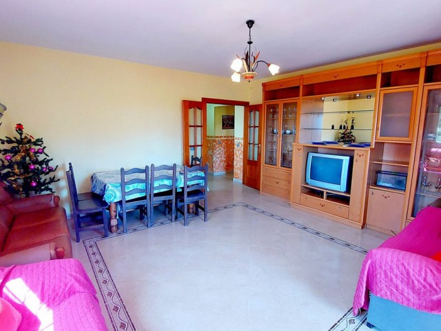 5 Bedrooms Villa in Mijas