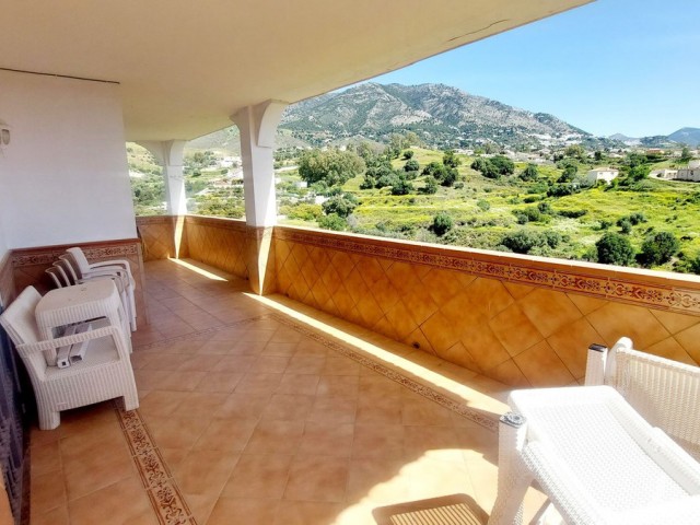5 Bedrooms Villa in Mijas