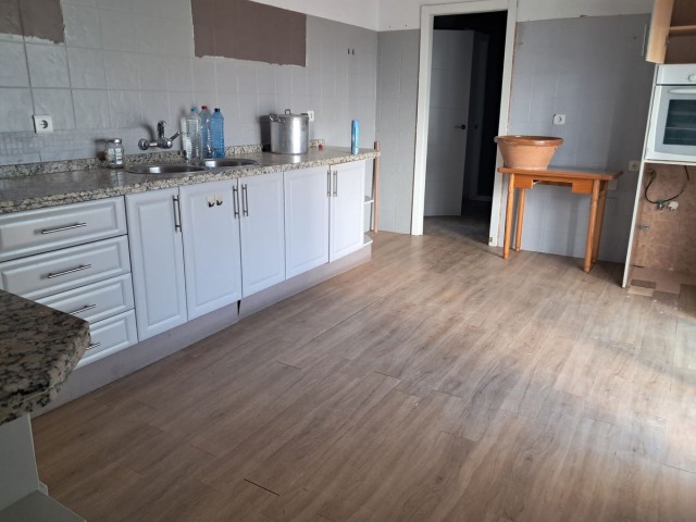 5 Bedrooms Villa in Estepona