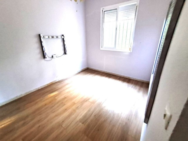 Villa con 5 Dormitorios  en Estepona