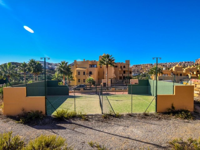 Penthouse avec 3 Chambres  à La Duquesa