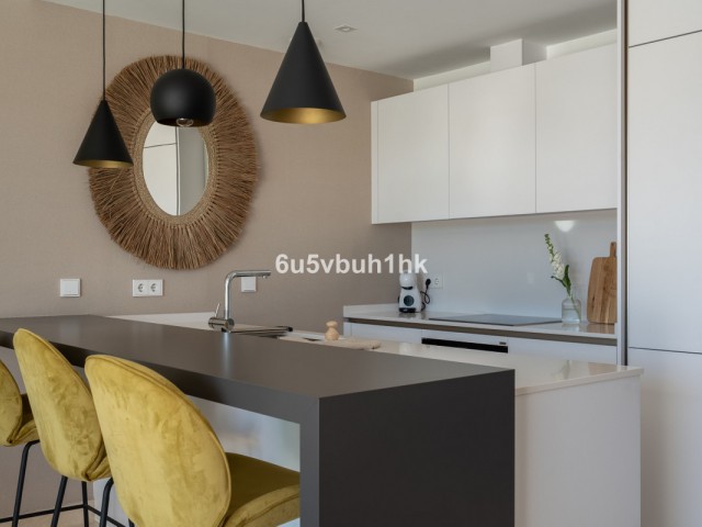 Adosado con 4 Dormitorios  en La Cala de Mijas