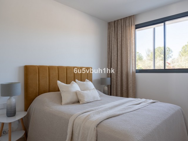 Adosado con 4 Dormitorios  en La Cala de Mijas