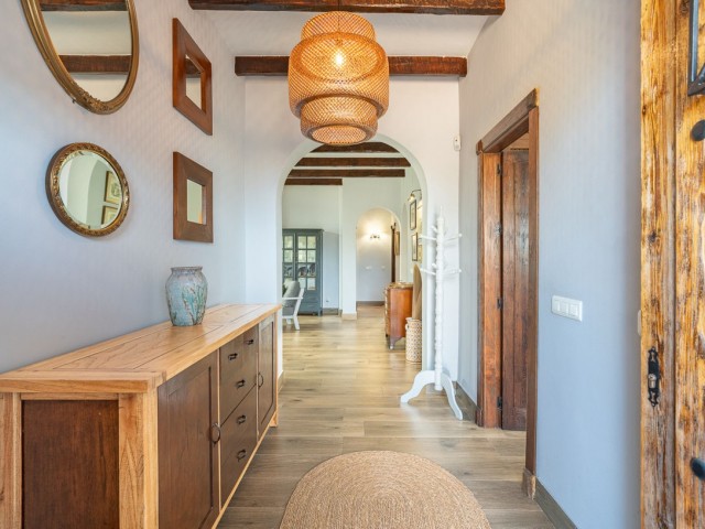 3 Bedrooms Villa in Mijas