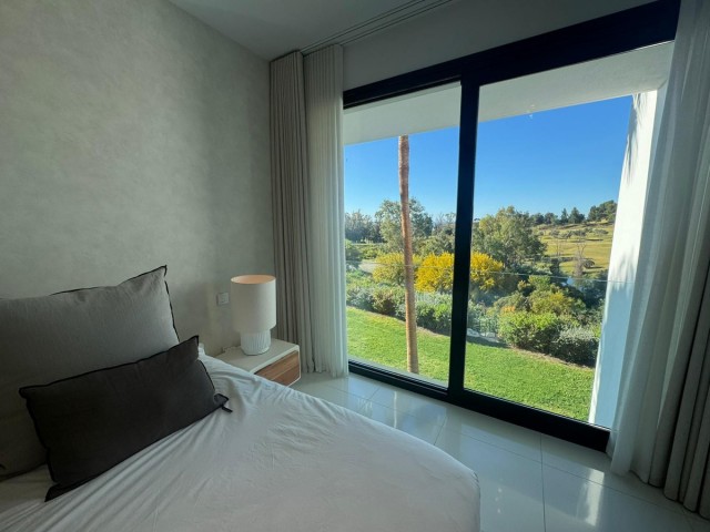 2 Bedrooms Apartment in Benahavís