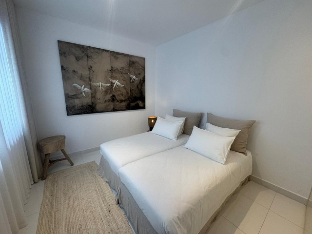 2 Bedrooms Apartment in Benahavís