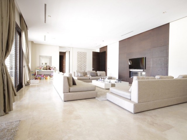 6 Slaapkamer Villa in Guadalmina Baja