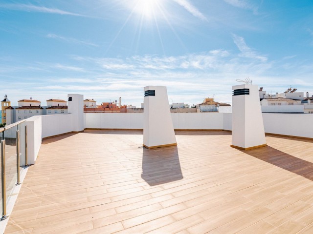 2 Bedrooms Apartment in Estepona