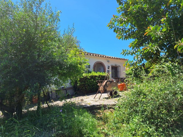 Villa con 3 Dormitorios  en Estepona