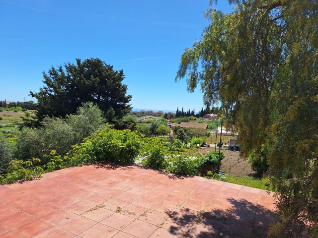 Villa con 3 Dormitorios  en Estepona