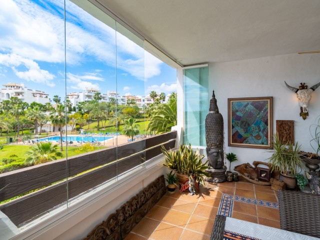 3 Bedrooms Apartment in Estepona